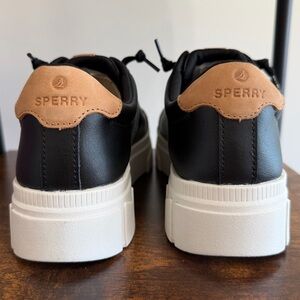 Sperry women’s Black and Tan Platform Sneakers #84